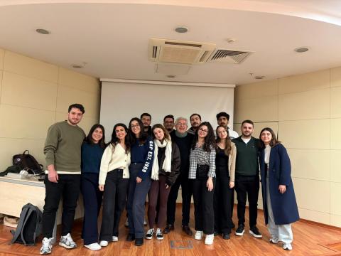 Hocamızla beraber resmimiz