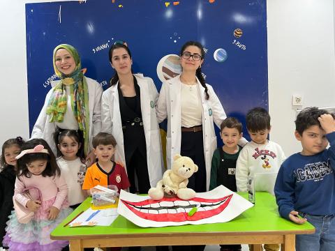 Çocuklarla beraber fotoğraf