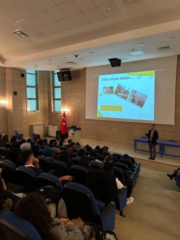 Sunumumuza olan katılım ve gerçekleştirmemize yardımcı olan hocamız 