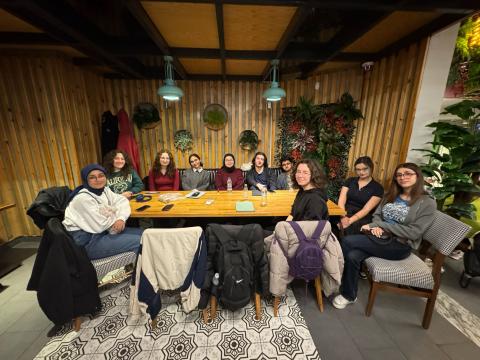 Etkinlik başında çekİlmiş bir foto