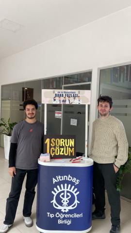 Etkinliğimizde arkadaşımız ile hatıra fotoğrafı 