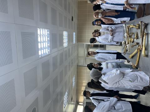 Kadavra sonrası laboratuvar gezisi 