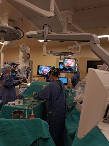 Prof. Dr. İlhan Elmacı ile Ameliyat Günlükleri