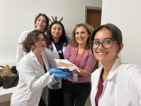 Tavuğumuzla son bir fotoğraf