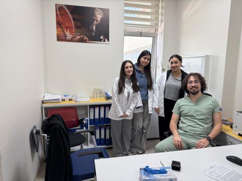 Asistan hocamızla hasta muayenesinde bulunduk